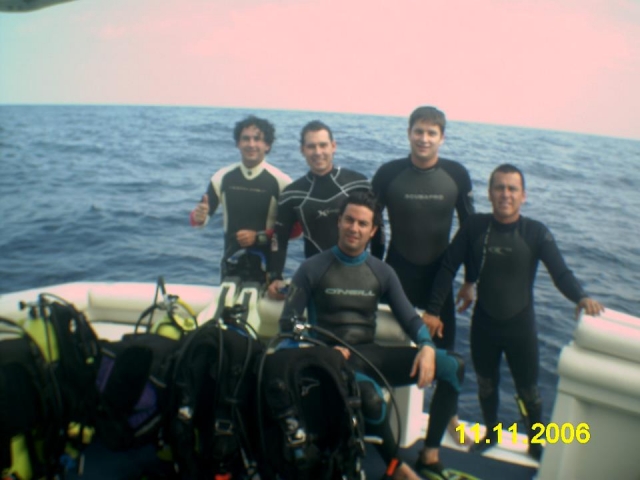  Diving excursion 